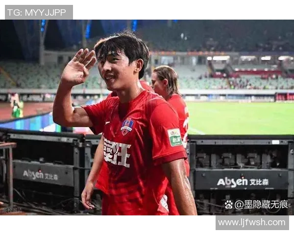 足球明星魅力不减当年，谁是年纪越大越帅的佼佼者？