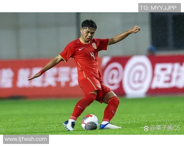 足球球星接连塌房引发热议球迷信任危机与体育精神拷问